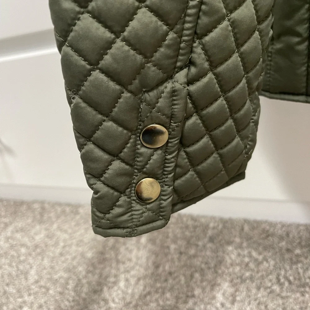 Faded Glory Quilted Army Green Jacket- EXCELLENT CONDITION sz Small - Picture 7 of 8